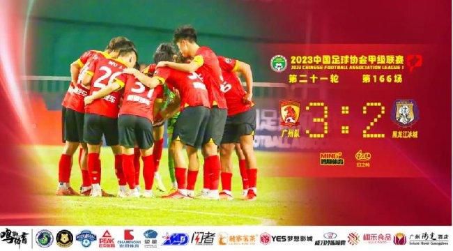 一声紧凑的呻吟